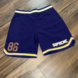 Supreme basketball shorts - alligator patch